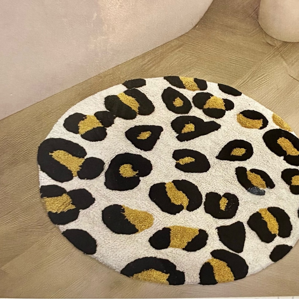 NWT Madison Studio 27” Round Leopard Print Bath Rug Plush 100% Cotton Boho Chic